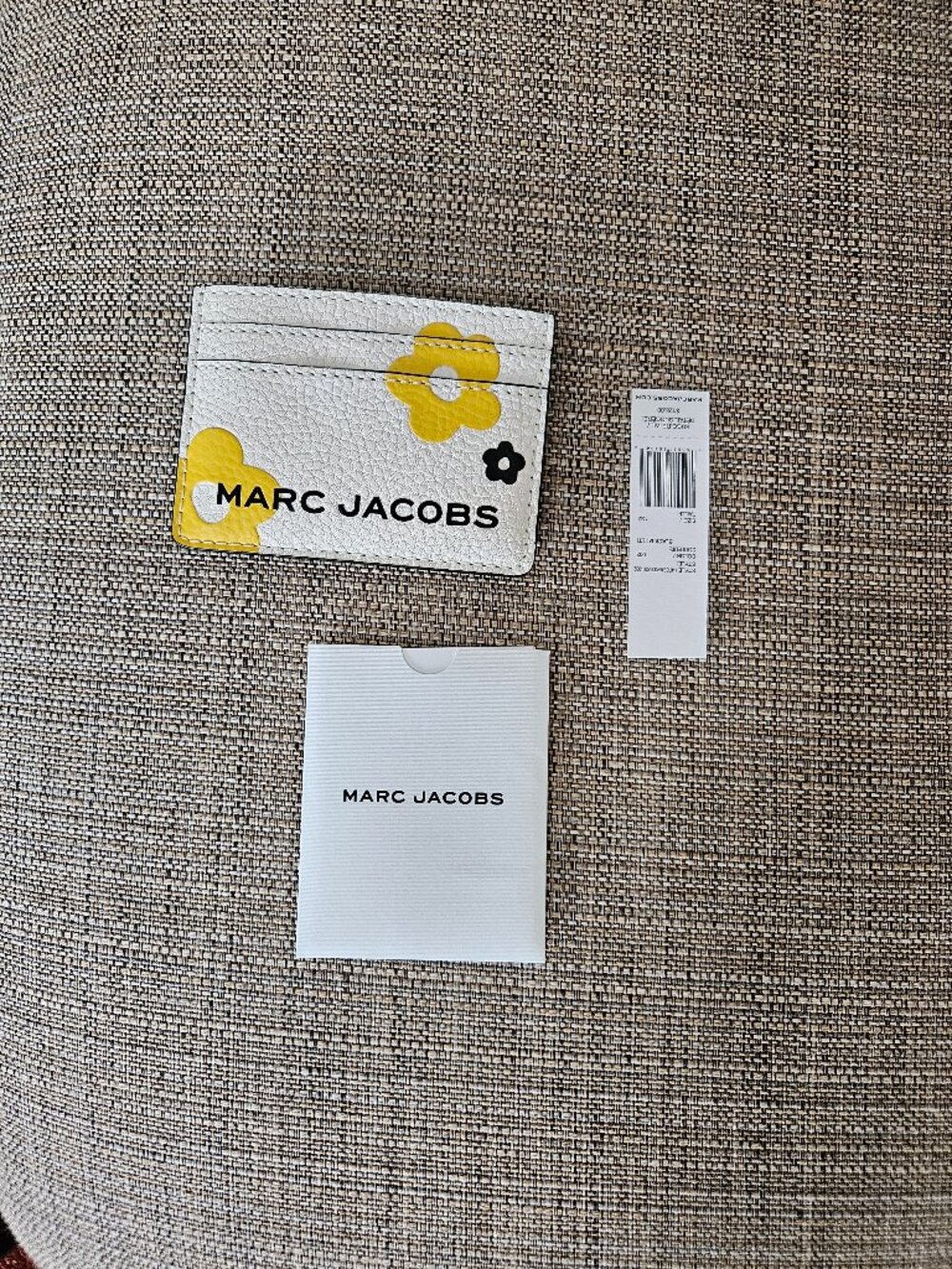 Marc Jacobs Daisy Floral Card Case